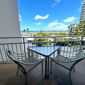 Ilikai 302 - Spacious With Stunning Ocean & Harbor Views Honolulu